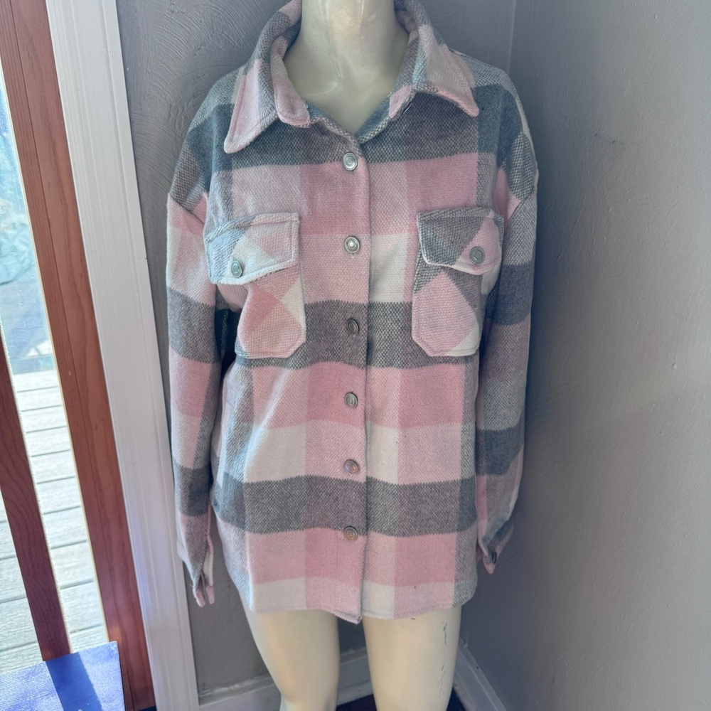 Miss sparkling pink flannel shirt jacket size med